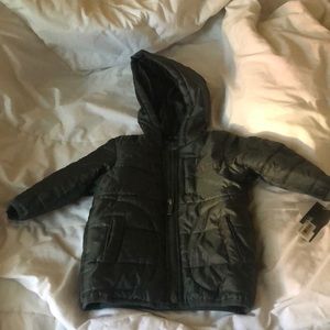 Kenneth Cole Reaction. Size 6-9 mos.